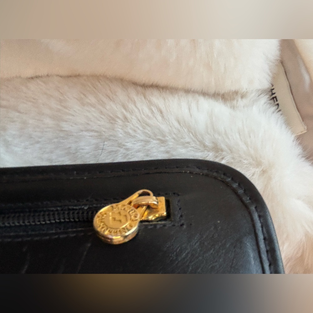 Valentino Leather Black Bag Embossed - Picture 16 of 16